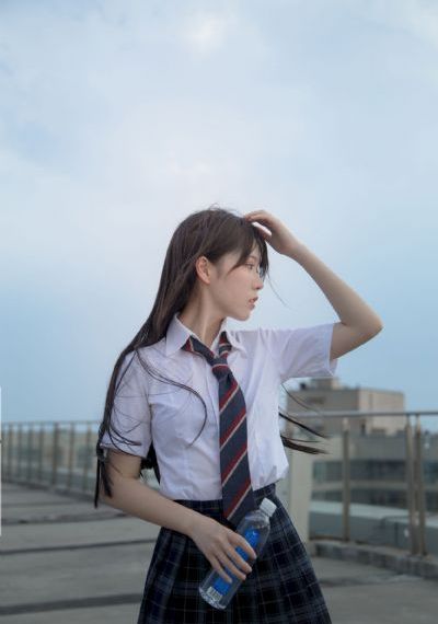 天天躁狠狠躁日日躁欧美老妇_完整版电影在线观看