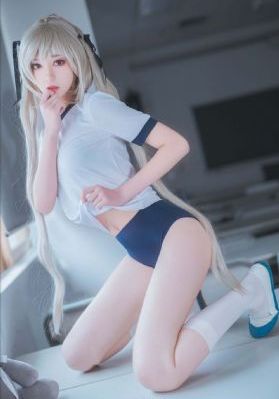 一本一道久久a久久综合蜜桃_高清全集免费播放